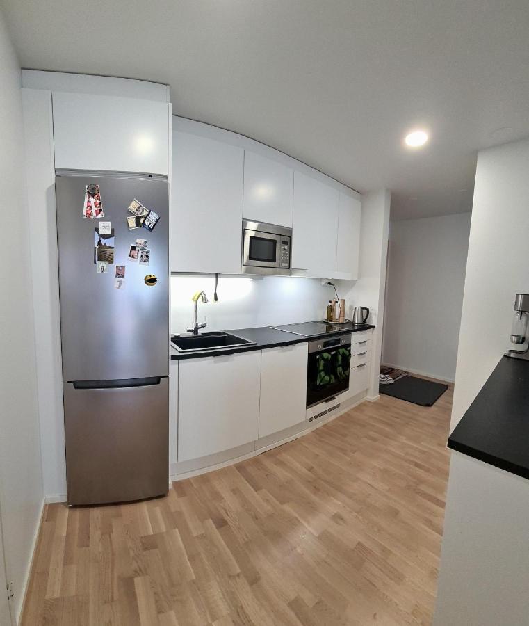 Bright Two-room With A Balcony In Kalasatama Huoneisto