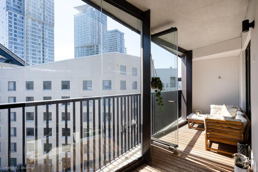Bright Two-room With A Balcony In Kalasatama *